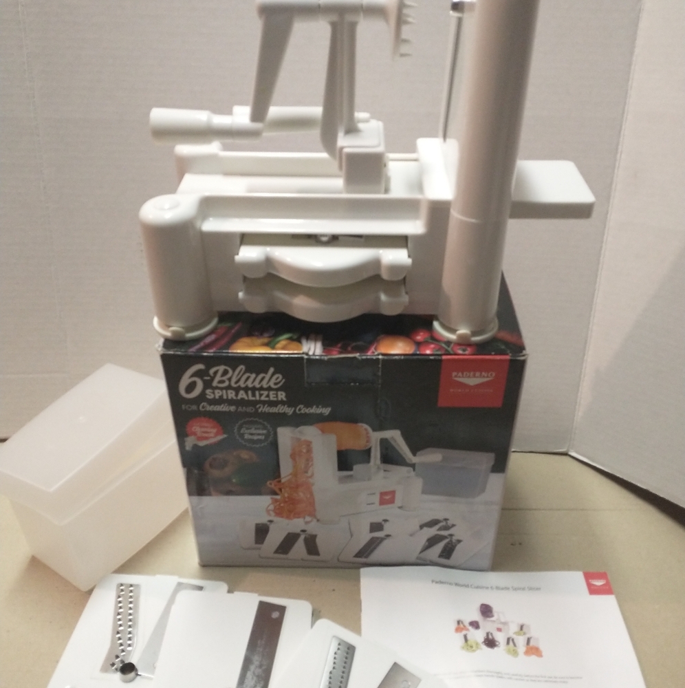 Paderno World Cuisine 6-Blade Vegetable Spiralizer. - Picture 2 of 11
